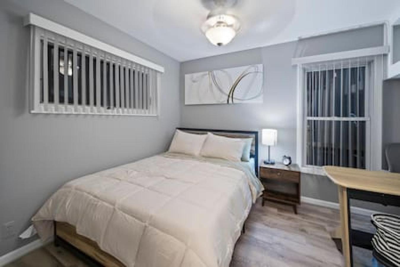 Urban Elegance Retreat In Downtown روتشستر المظهر الخارجي الصورة